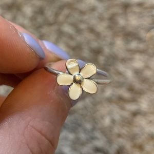 Daisy Ring